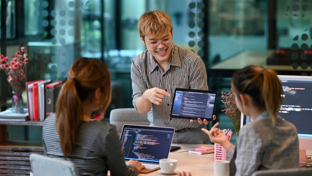 LeviqAI AI mentorship platform helping students master artificial intelligence, software engineering, data science, and global technology careers
